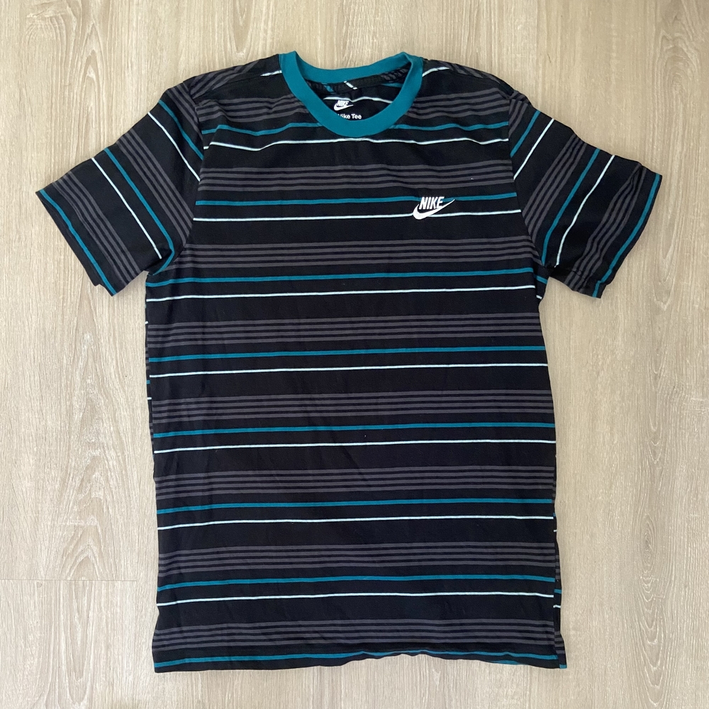 Nike Men’s Black and Blue Striped Tee
